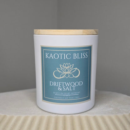 Scented coconut soy candle with lid